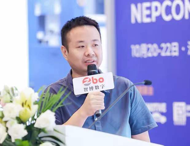 قوی ترین مغز روبات های سرویس هوشمند باشید